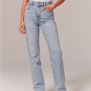 Abercrombie Ultra High Rise 90s Straight Jeans